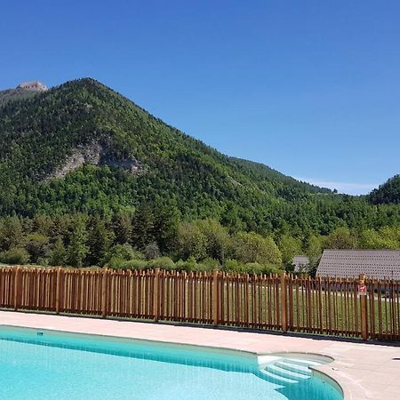 Camping Les Auches Ancelle Exteriör bild